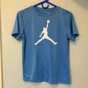 Nike Air Jordan boy’s size M Dri-fit Tee shirt